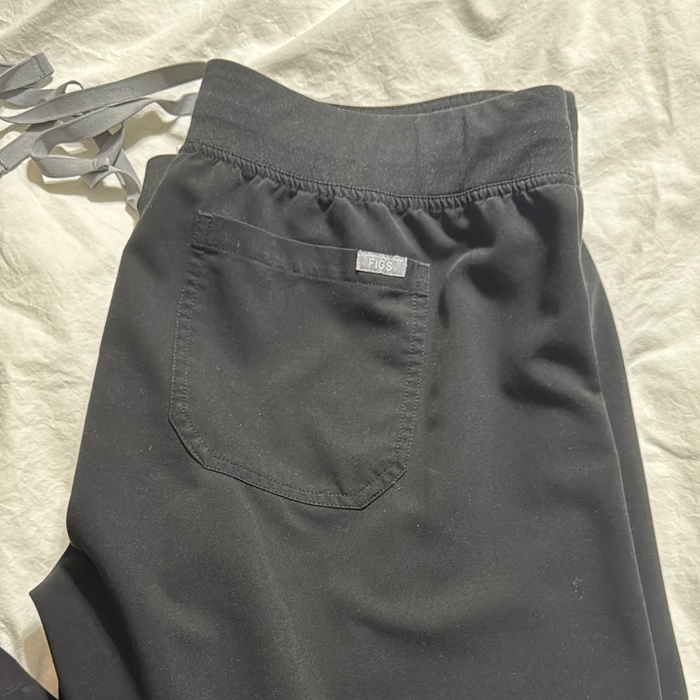 COPY - Figs Tall Large Black Scrub Pants 2 pairs!!